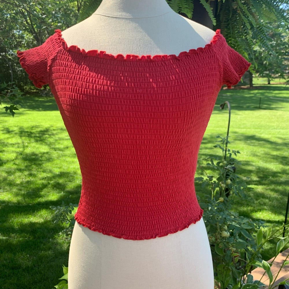 Hollister off the shoulder crop top